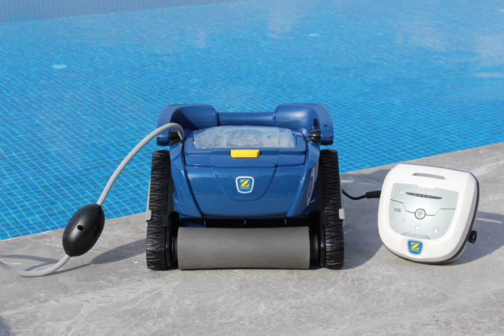 Preventive Maintenance in your Marbella Property includes your pool and garden area. 