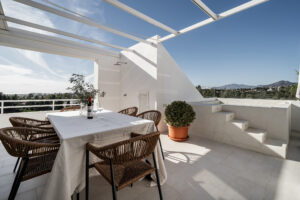 Stunning Golf View Property in Marbella. A Modern Penthouse Oasis in Nueva Andalucia!