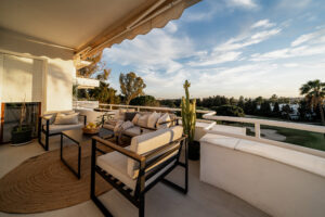 Stunning Golf View Property in Marbella. A Modern Penthouse Oasis in Nueva Andalucia!