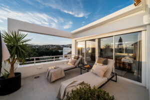 Stunning Golf View Property in Marbella. A Modern Penthouse Oasis in Nueva Andalucia!