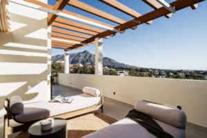 Exclusive Luxury Duplex Penthouse for sale in Marbella: Modern Elegance Meets Coastal Bliss