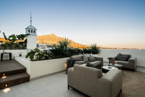 Exclusive Luxury Duplex Penthouse for sale in Marbella: Modern Elegance Meets Coastal Bliss