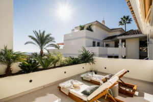 Exclusive Luxury Duplex Penthouse for sale in Marbella: Modern Elegance Meets Coastal Bliss