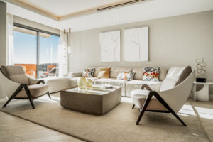 Modern Elegance Meets Serene Luxury: Exquisite 4-Bedroom Luxury Apartment in Marbella's Prestigious Les Belvederes